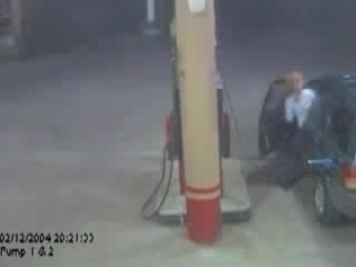 Жени Зад Волана Страшно Е
