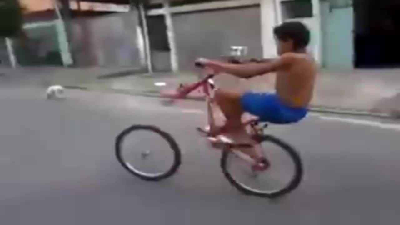 Да ти се разпадне колелото в движение