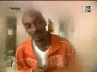 Snoop Dogg Влиза В Банята