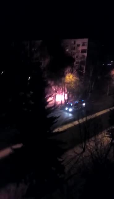 Как гори кола в Перник и за колко време идва пожарната