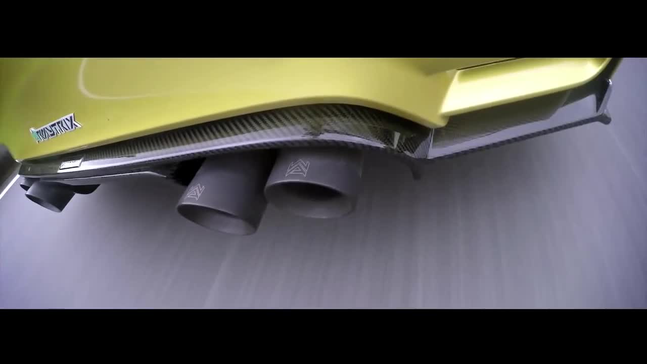 • Bmw M4 смайва хората със звук и красота •