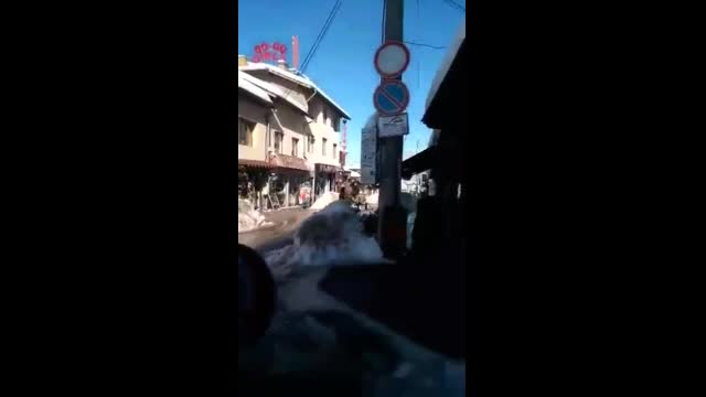 Снегопочистването в Банско