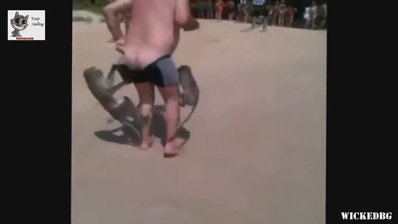 Много смях с умни и пакостливи маймунки