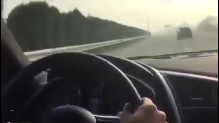 Китай: Audi R8 Gt катастрофа, при скорост от 320 km / h
