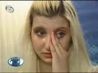 Ново !! Music Idol 2 Театрален Кастинг - момичето с хелия!!Тотална гавра с нея!!!