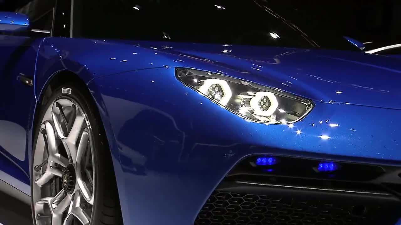 Lamborghini Asterion L P I - 910-4 | Световна премиера