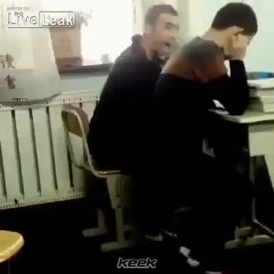 >E това е да тe прецакат (смях)