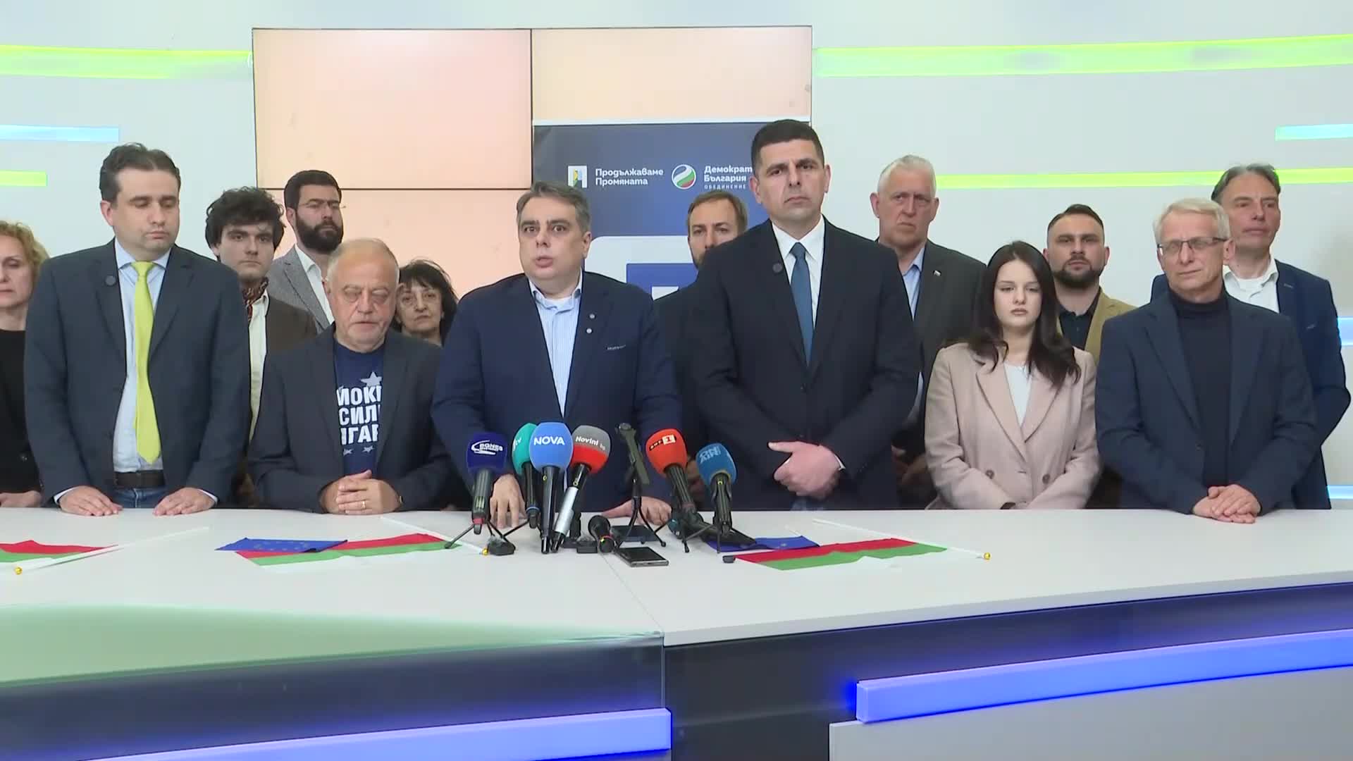 Асен Василев: Поздравяваме Румен Радев, но битката за честността на вота още не е приключила