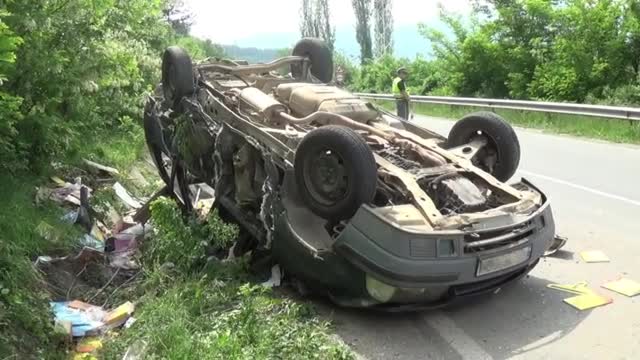 Два мъже пострадаха при катастрофа на пътя Симитли – Банско