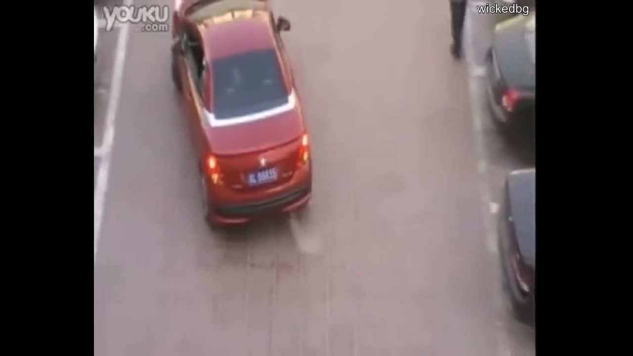 Защо не трябва да отнемате паркомястото на друг шофьор