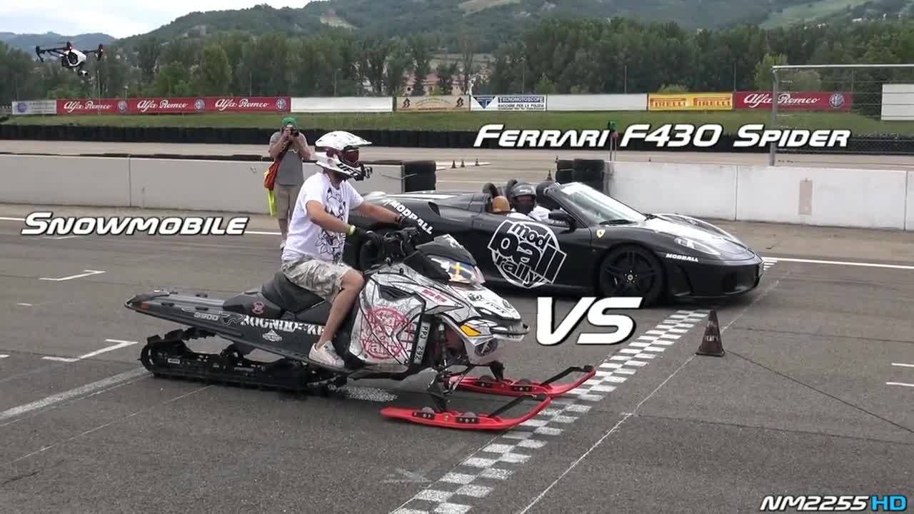 Снегомобил срещу Ferrari 458 and F430 Spider - Modball Rally 2015