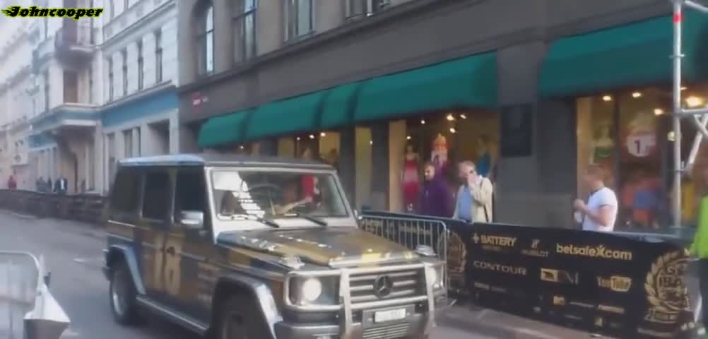 >Бpyтaлeн звук от Mercedes G55 Amg