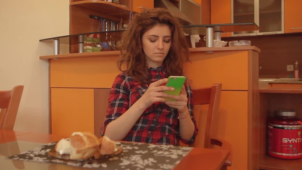 Типично "Първа среща" (С02, Епизод 3, Част 1)