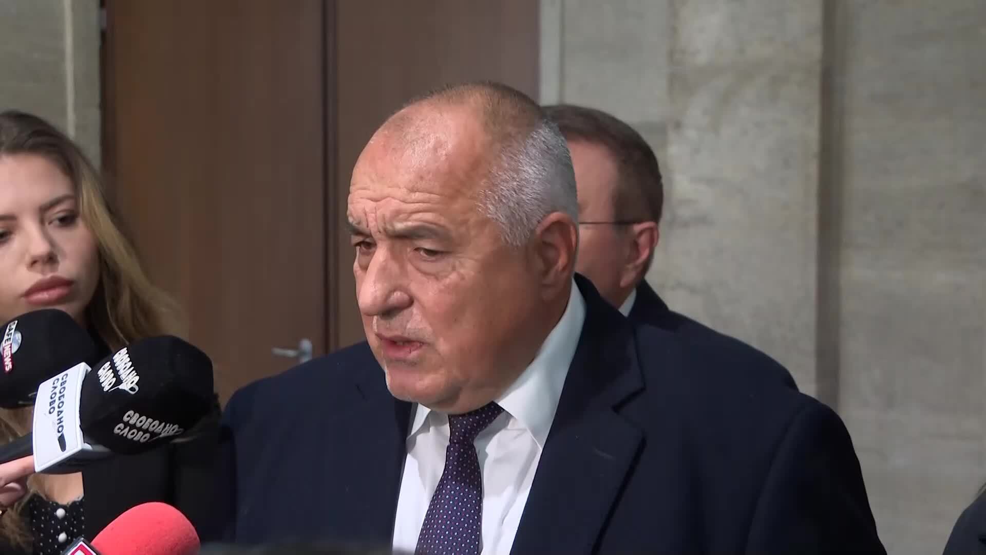 Борисов: Каквото и да правят от ПП-ДБ, ще удържа и от 1 януари ще бъдем в еврозоната