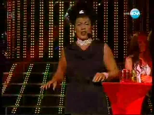 Смях! Албена Михова като M People от 20.03.2013