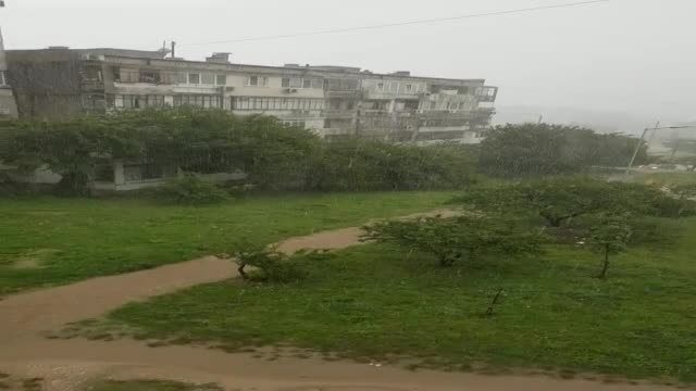 Дъжд във Варна