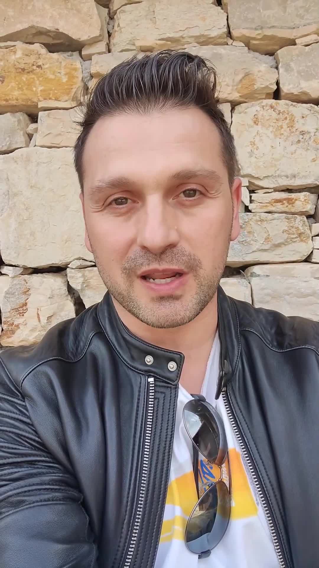 TaxiMe Alexander Sano