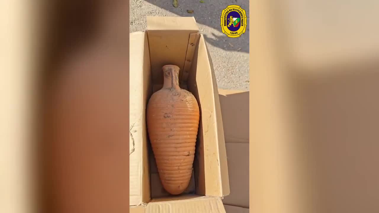 Морето крие уникални съкровища: ГДБОП спаси шест безценни антични съда