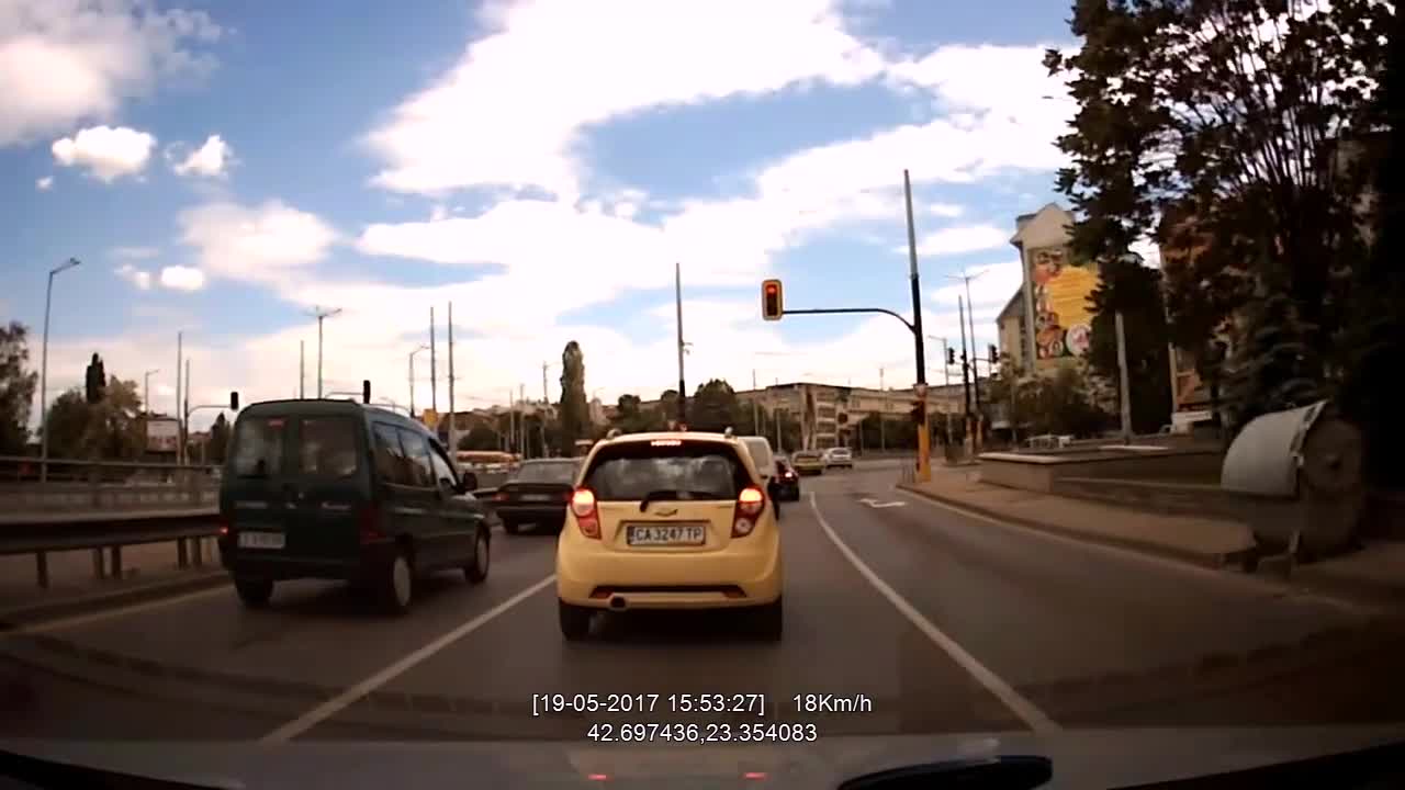 Промяна в кръстовище гара Подуене
