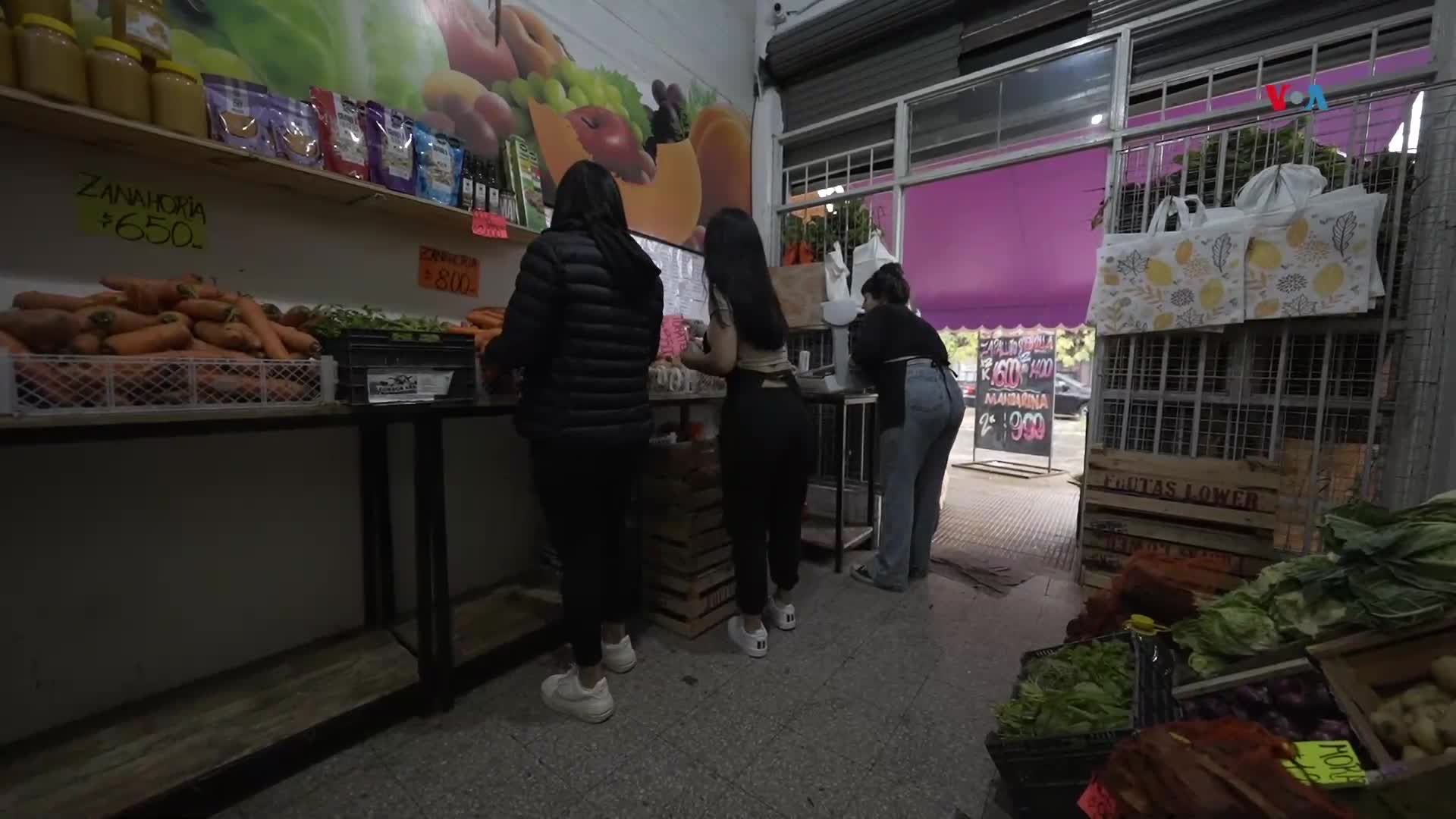 Las Chicas: Иновативен проект се бори с половото неравенство