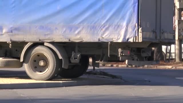 Камион се вряза в табло за газ в Казанлък