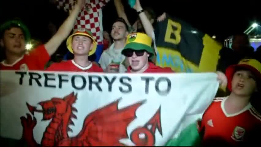 Феновете на Уелс щастливи след успеха над Русия