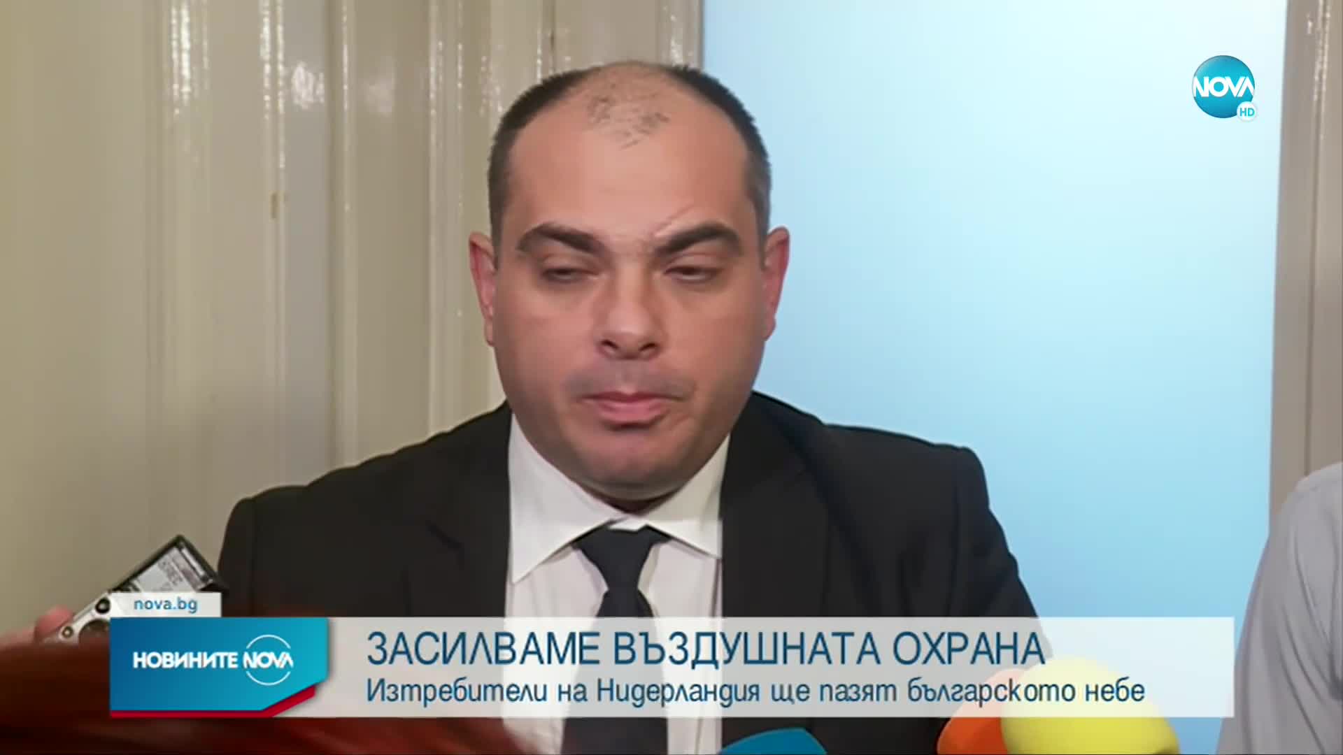 Нидерландските изтребители предизвикаха разнобой в управляващата коалиция