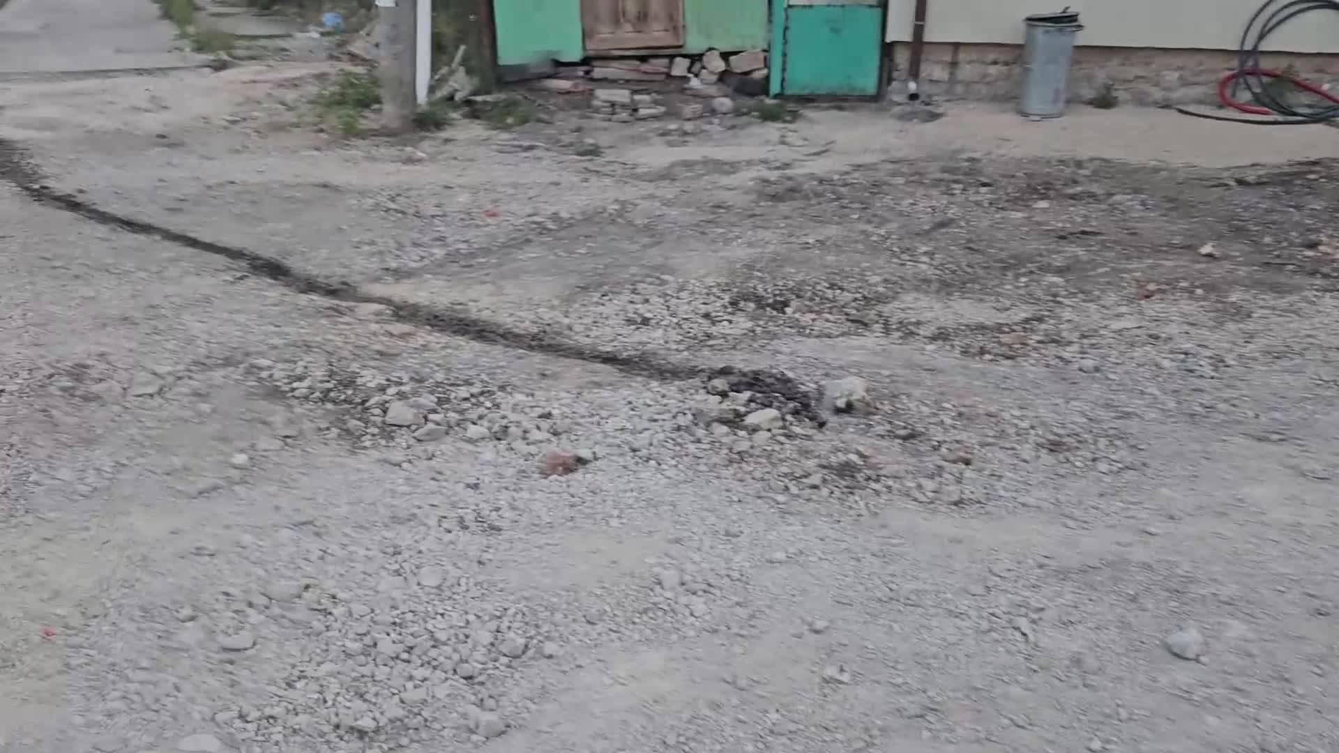 2 години тече ремонт на улица в гр. Сливница