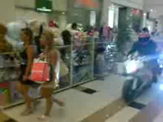 Мотористи В Mall Of Sofia