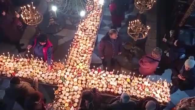 Огнени буркани с мед в Благоевград