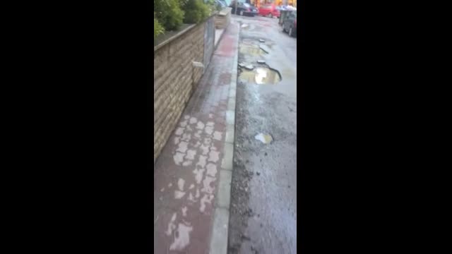"Моята новина": Разбита улица