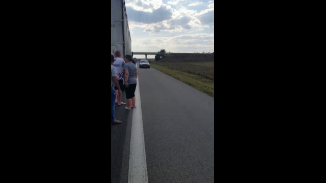 Каране в насрещното по аварийната лента на АМ "Тракия"!