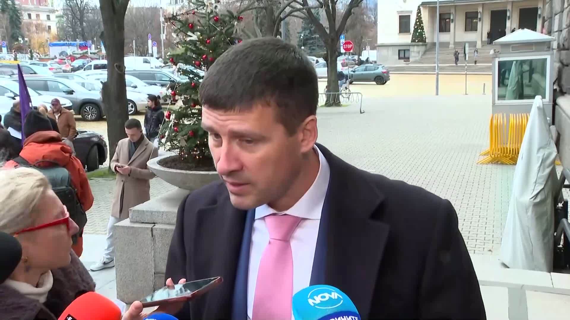 Ивелин Михайлов: Разпределението на бюджета е неправилно, много пари има за хората
