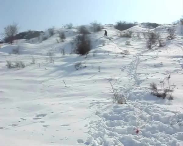 No Name сваля маската !!!