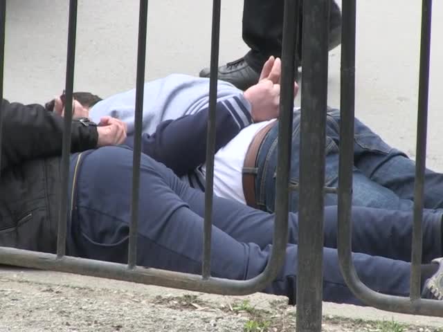 Зрелищна полицейска акция срещу битовата престъпност в Русе (ВИДЕО+СНИМКИ)