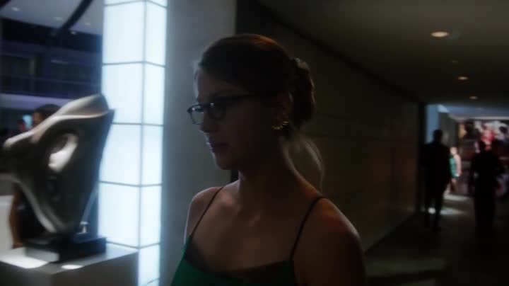 Supergirl s01e03