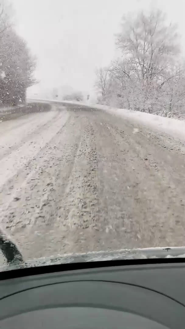 Зимата пак ни изненада!