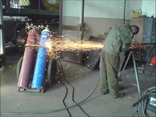 Снимано в точния момент. Смях!