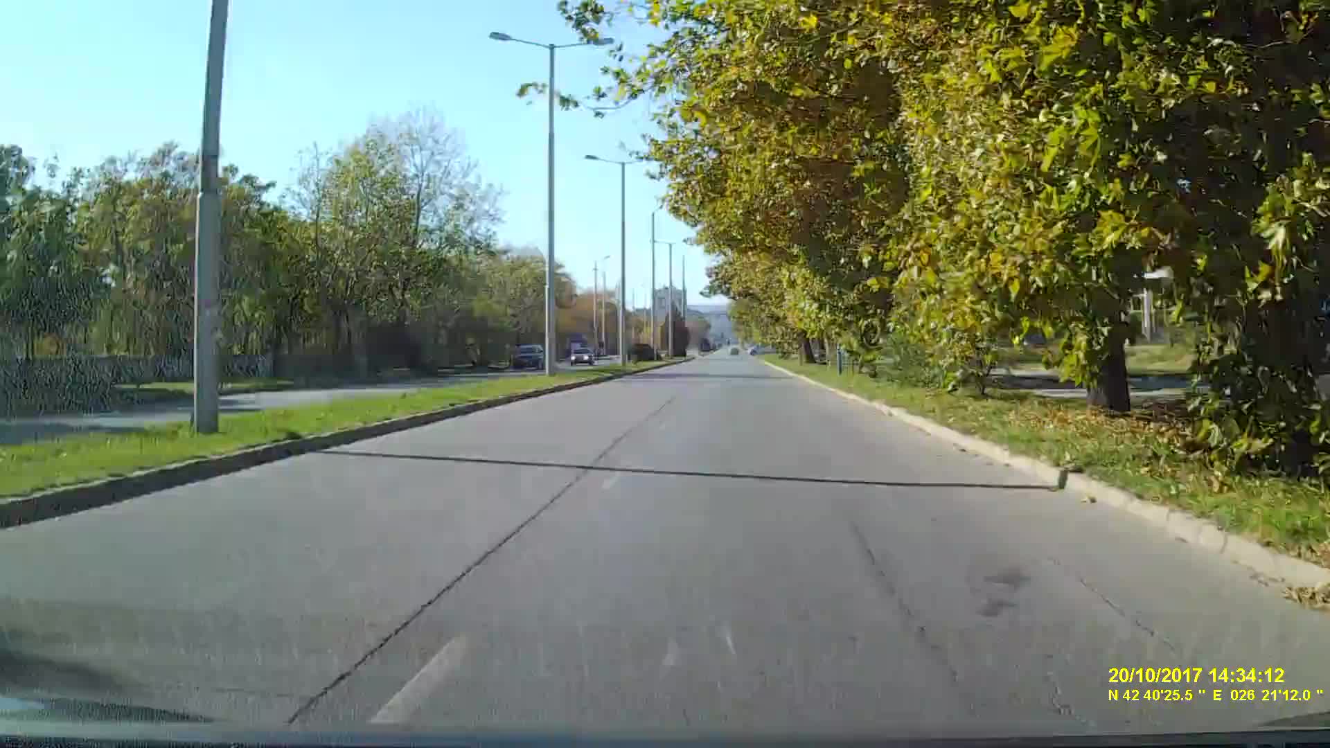 Шофиране по велоалея