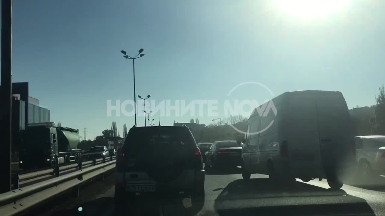 Две катастрофи блокираха Околовръстния път в София