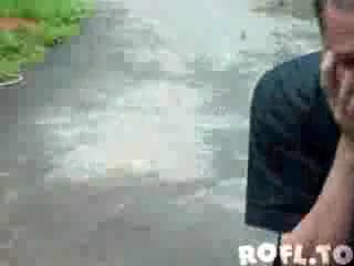 Момче Яде Най - Лютата Чушка на Света .. без дори да знае за това 
