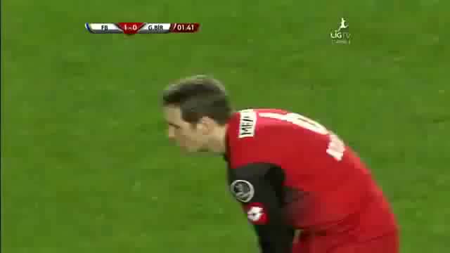 За футболните фенове!!! Гола на годината