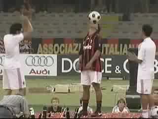 Ronaldinho Presentation In Ac Milan
