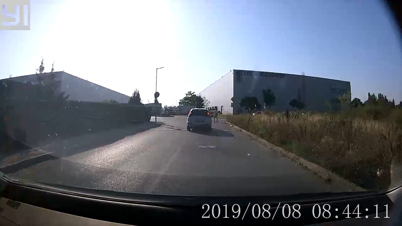 Опасно поведение на пътя