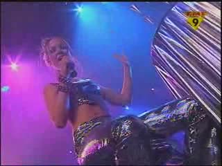  2 Fabiola - New Years Day (live)