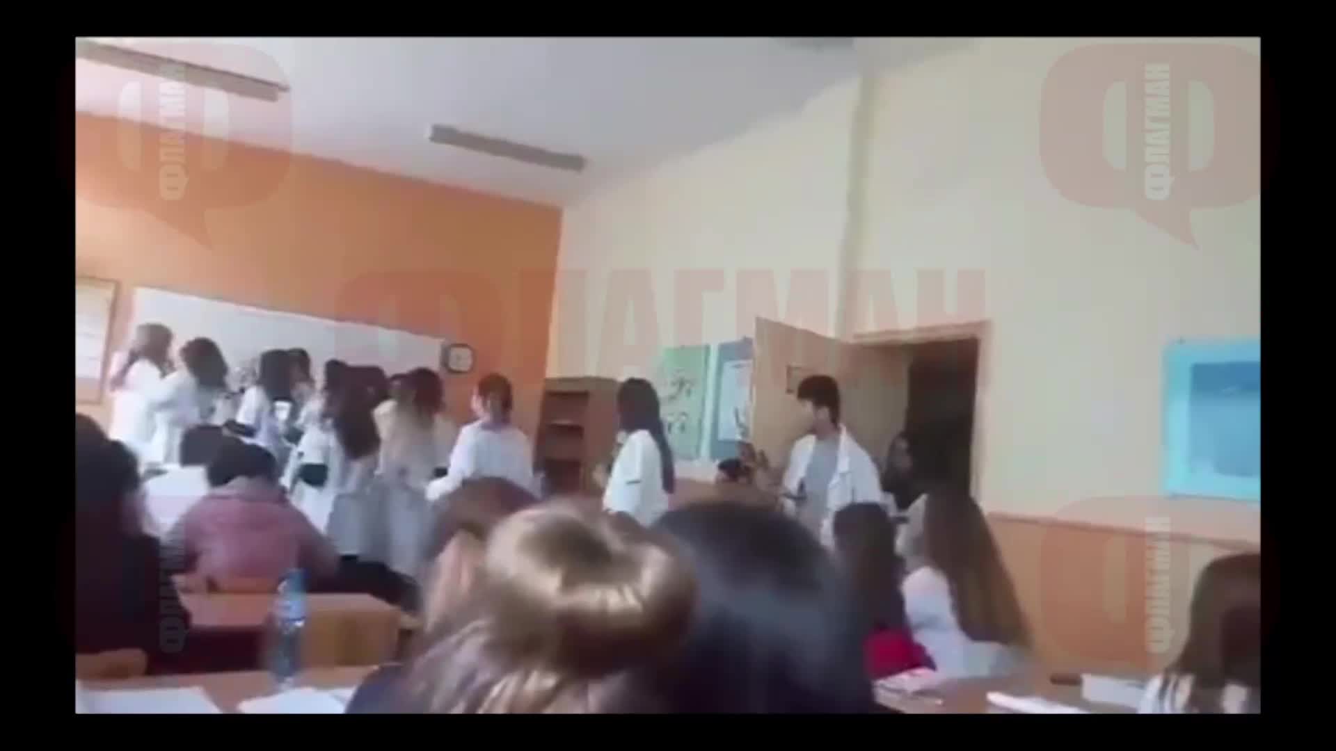Невероятен жест за Нина Ангелова, класната на 12 Б ПГХТ „Акад.Никола Зелински