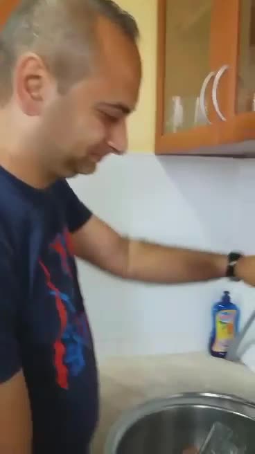 Вода като боза в Лом