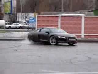Audi R8 Прави Слънца