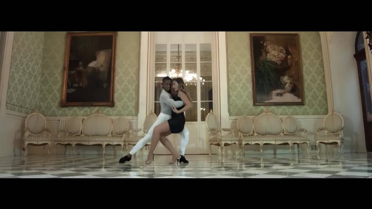Salva Ortega - Atrapados ( Официално Видео )