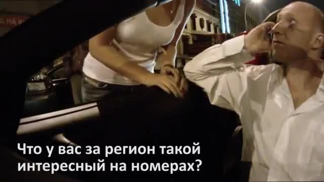Смях ... Как реагират жените когато видят пич с Ferrari ...